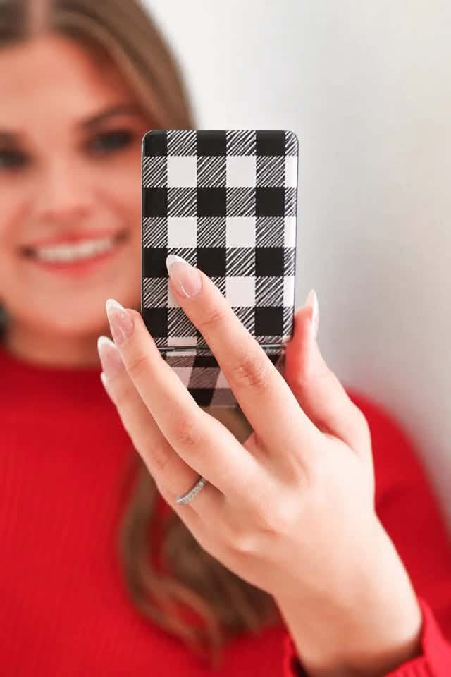 Compact Mirror
