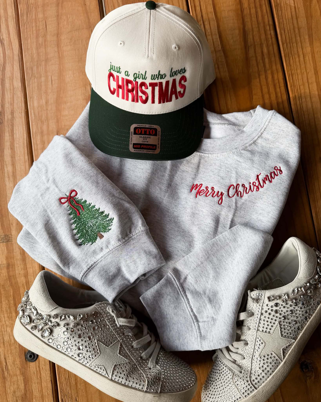 Merry Christmas Collar Embroidered Sweatshirt with Tree
