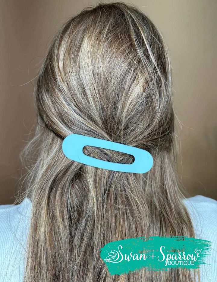 Raeh Spring Back Clip {MULTIPLE COLORS}