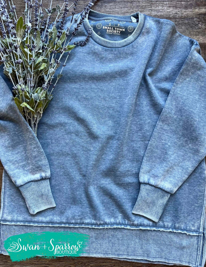 The Avery Vintage Fleece Sweatshirt